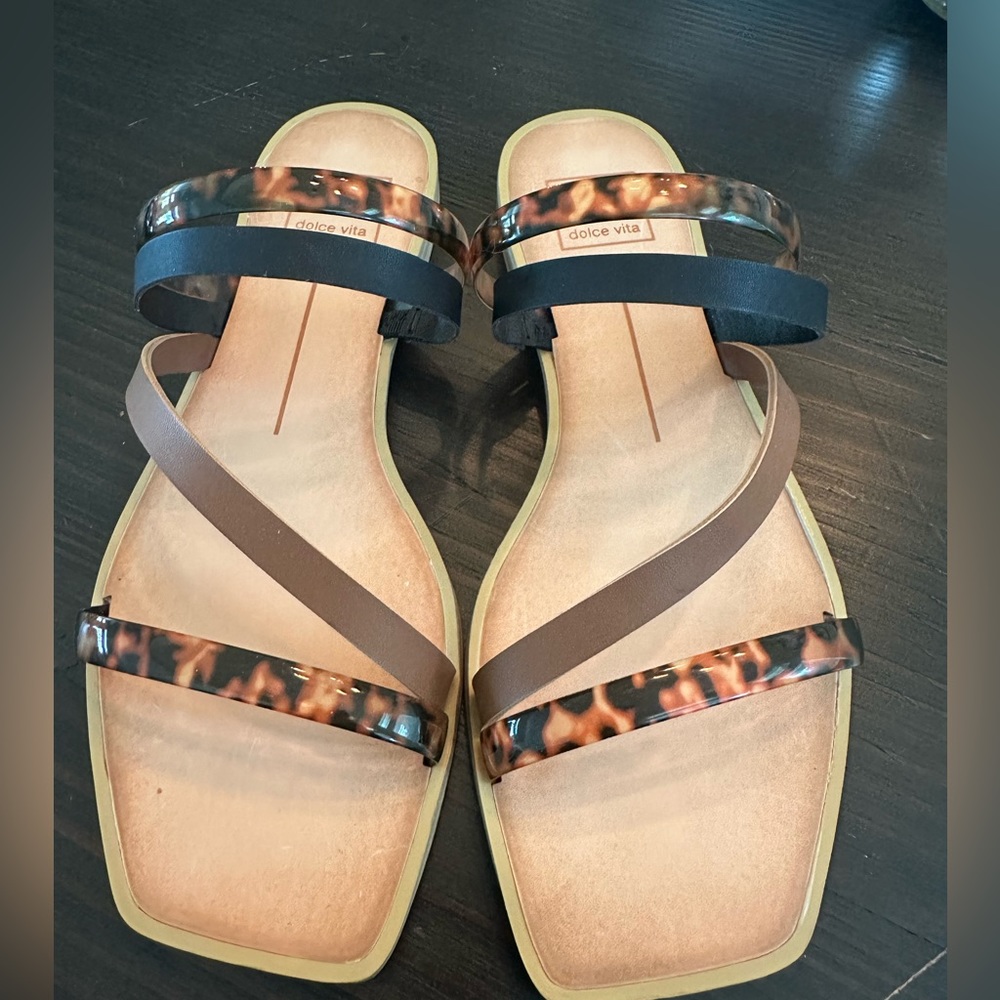 Dolce Vita 9 sandals